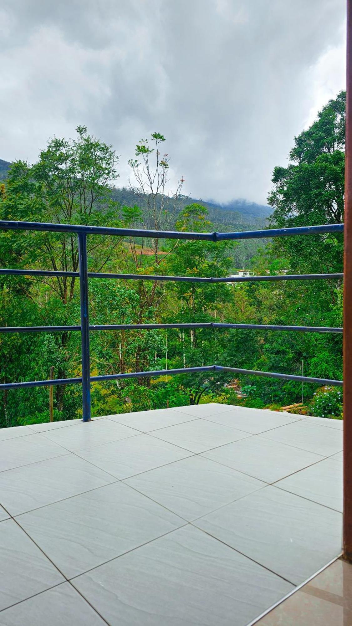 Adams Peak Grand Hotel Nallathanniya Ngoại thất bức ảnh