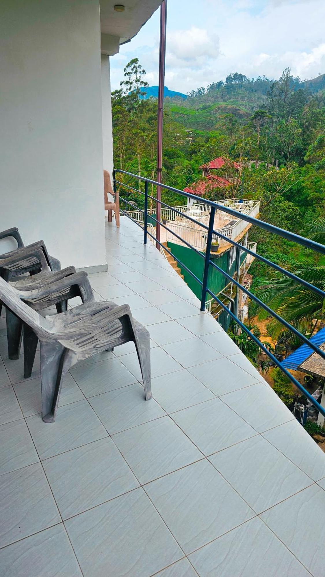 Adams Peak Grand Hotel Nallathanniya Ngoại thất bức ảnh