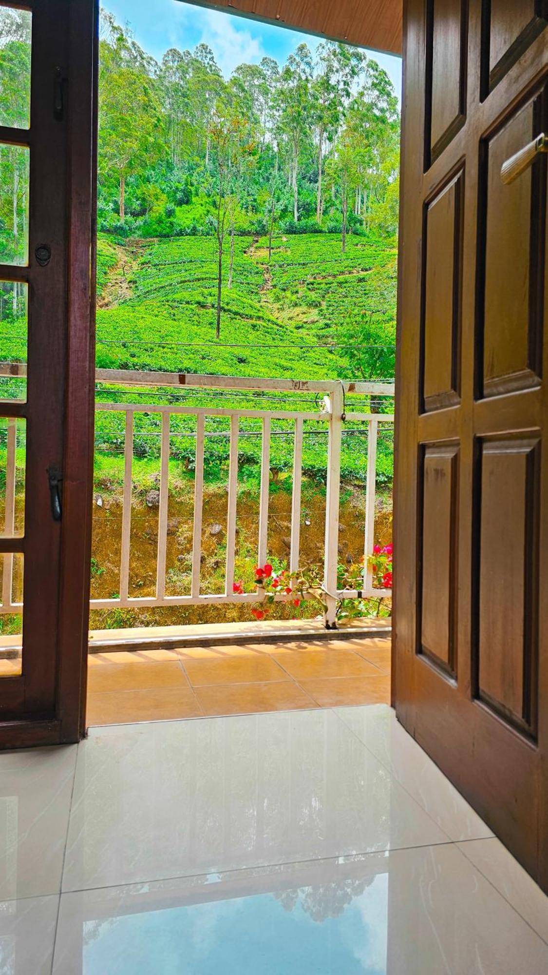 Adams Peak Grand Hotel Nallathanniya Ngoại thất bức ảnh