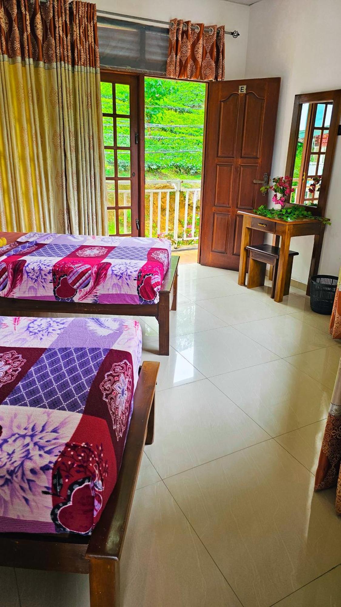 Adams Peak Grand Hotel Nallathanniya Ngoại thất bức ảnh