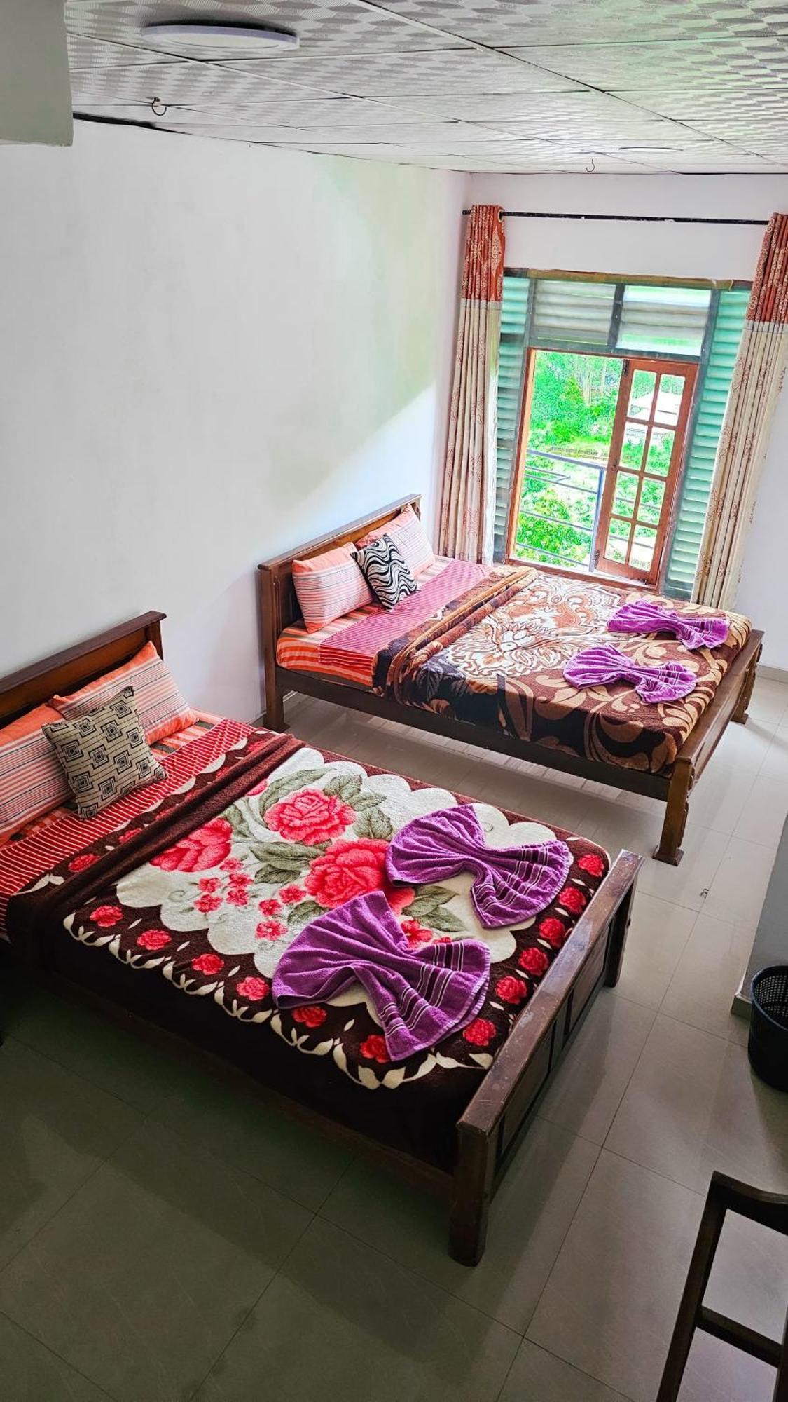 Adams Peak Grand Hotel Nallathanniya Ngoại thất bức ảnh
