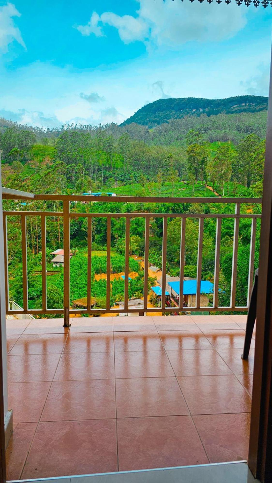 Adams Peak Grand Hotel Nallathanniya Ngoại thất bức ảnh