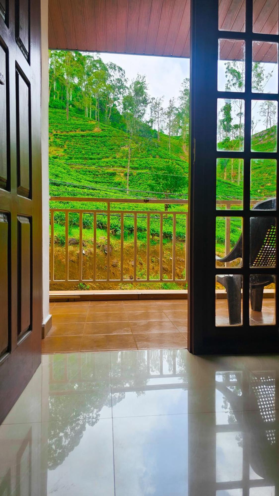Adams Peak Grand Hotel Nallathanniya Ngoại thất bức ảnh