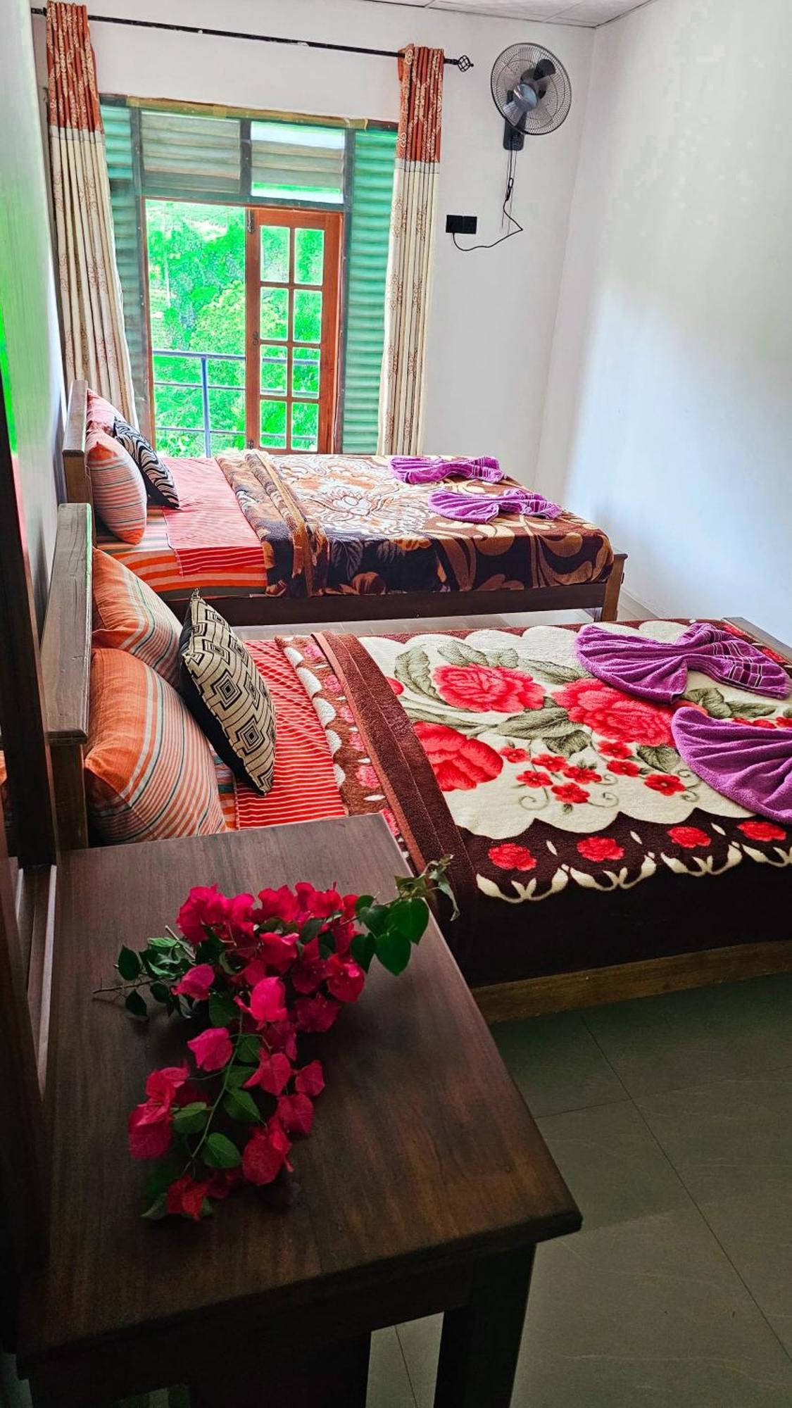 Adams Peak Grand Hotel Nallathanniya Ngoại thất bức ảnh
