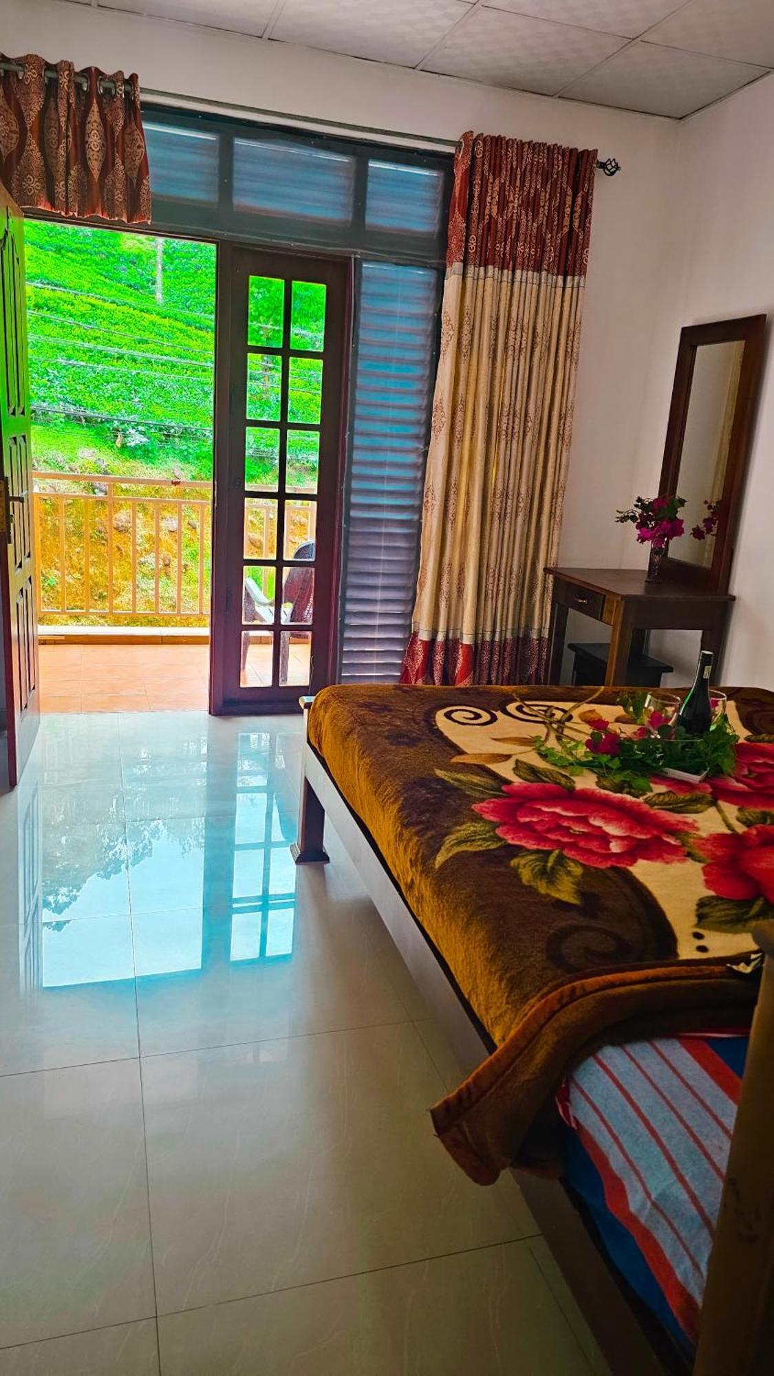 Adams Peak Grand Hotel Nallathanniya Ngoại thất bức ảnh