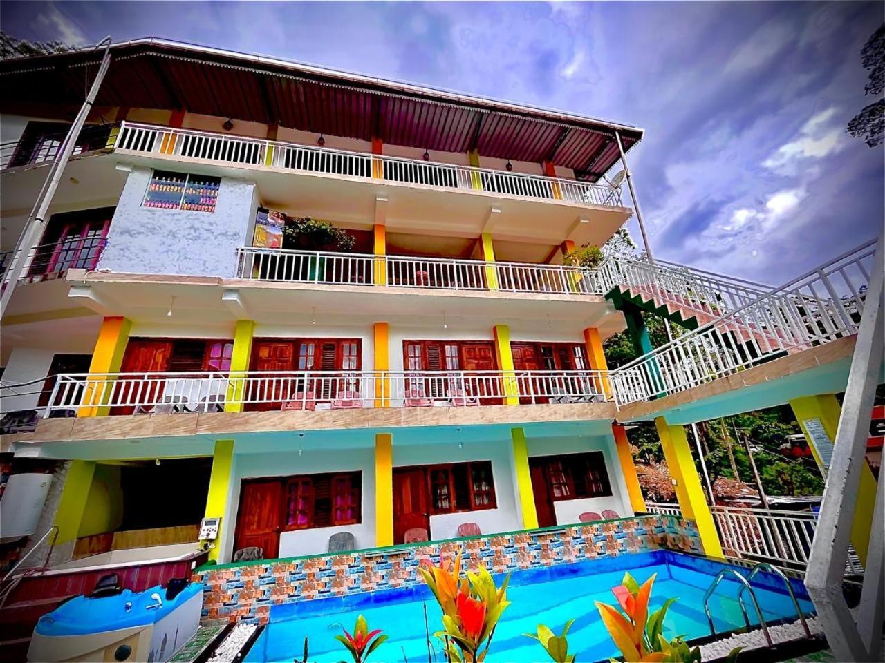 Adams Peak Grand Hotel Nallathanniya Ngoại thất bức ảnh